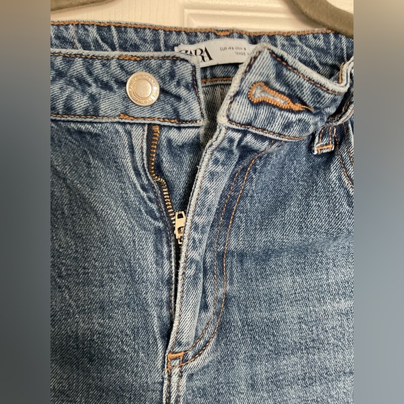 Wide Leg Jeans - Picture 2 of 4